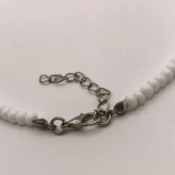 Vintage Handmade Girls Beaded Flower Choker Necklace - Picture 3 of 3